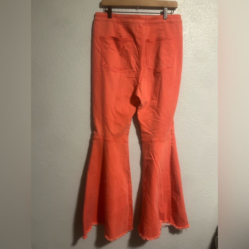 FREE PEOPLE WOMEN'S JUST FLOAT ON HIGH RISE FLARE JEANS - Picture 11 of 14